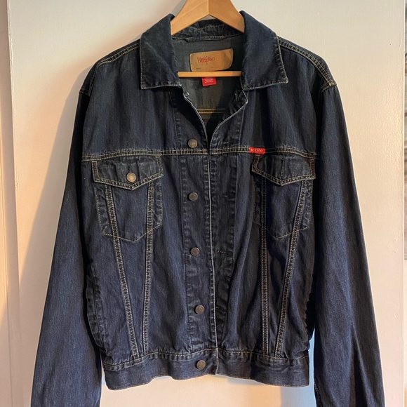 Mossimo Jean jacket with large colorful patch - Picture 2 of 8